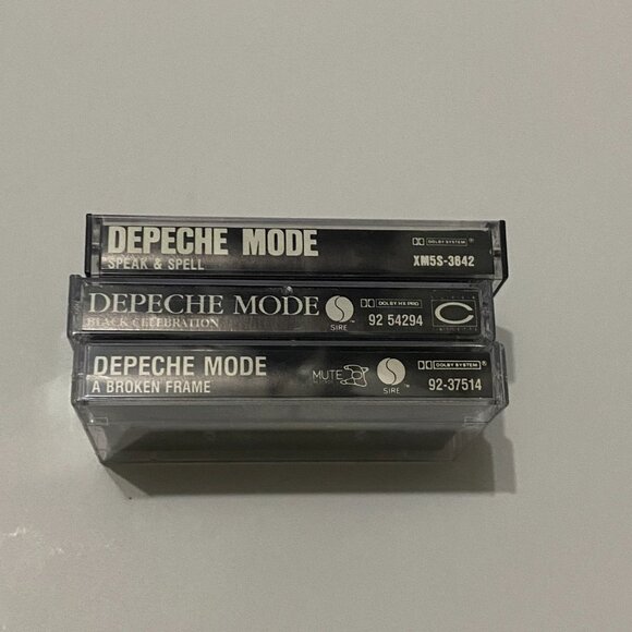 VINTAGE LOT OF 3 DEPECHE MODE CASETTES (SPEAK & SPELL, BLACK CELEBRATION +) - Picture 6 of 6